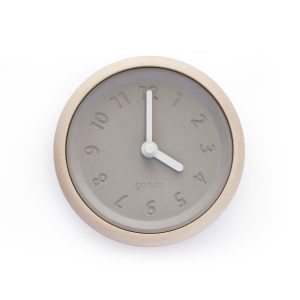 Horloge murale bois et béton – Toupie